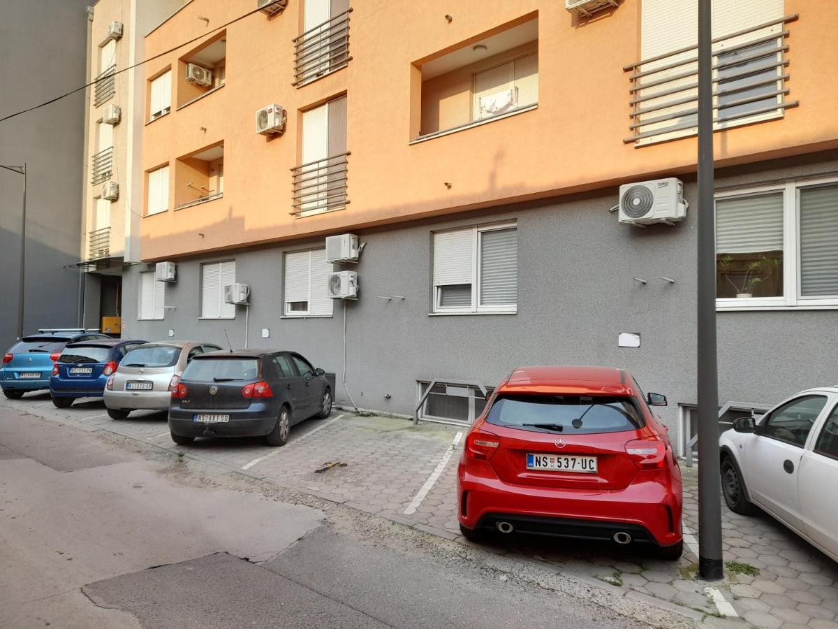 Ferienwohnung Nikola Ns Novi Sad Exterior foto